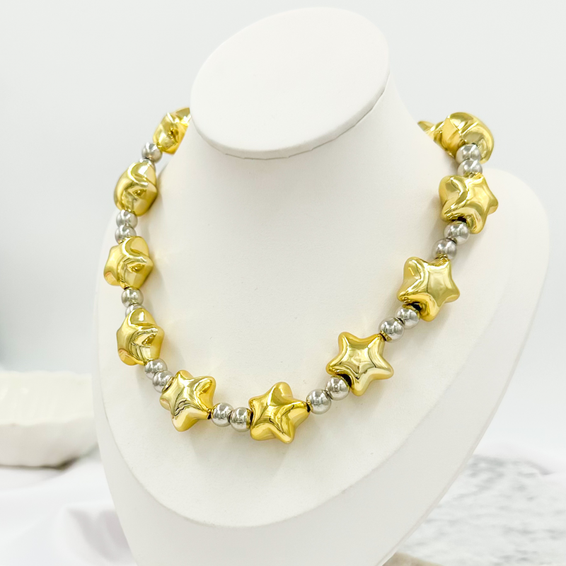 collar con ESTRELLAS balin...