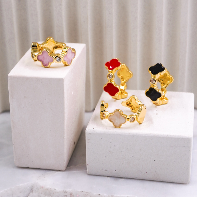 EARCUFF DE TREBOL CON...