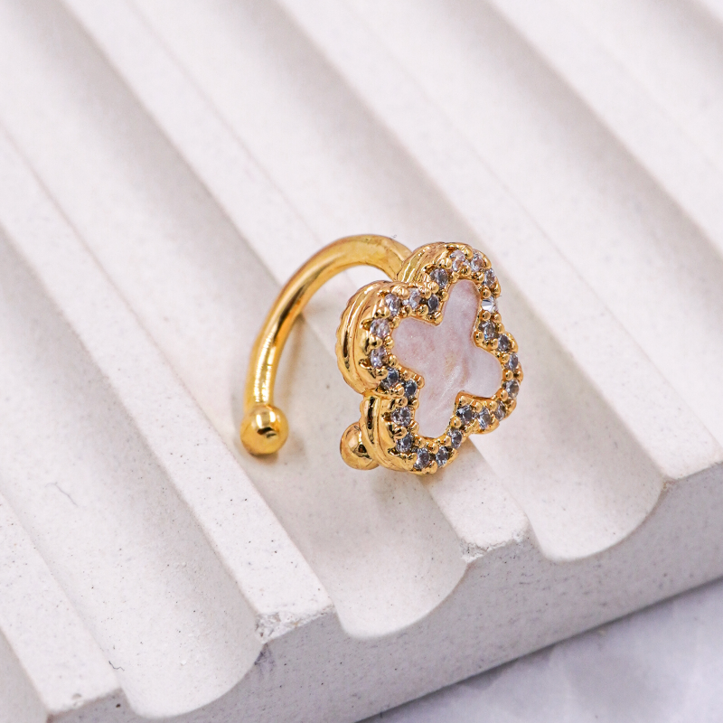 EARCUFF TREBOL BLANCO  X...