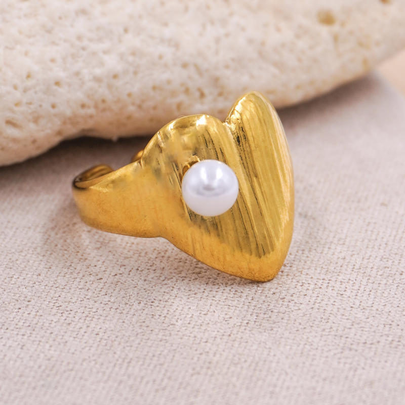 Anillo corazon con perla