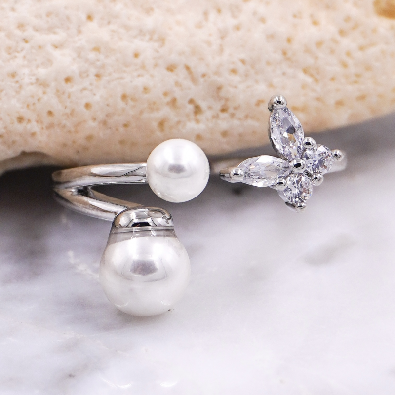 Anillo mariposa con perla...