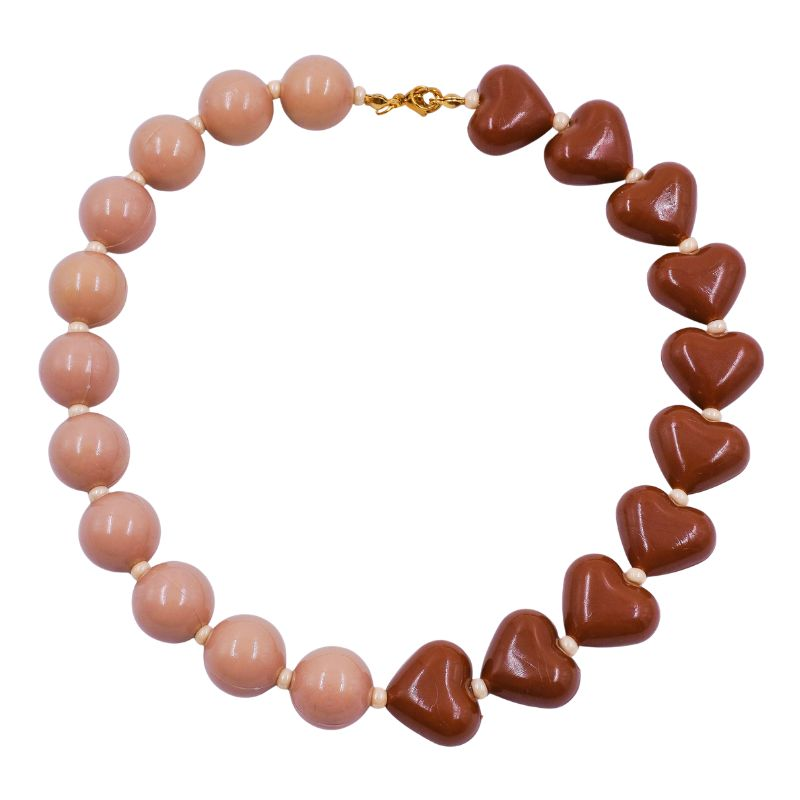 collar corazones y bola...
