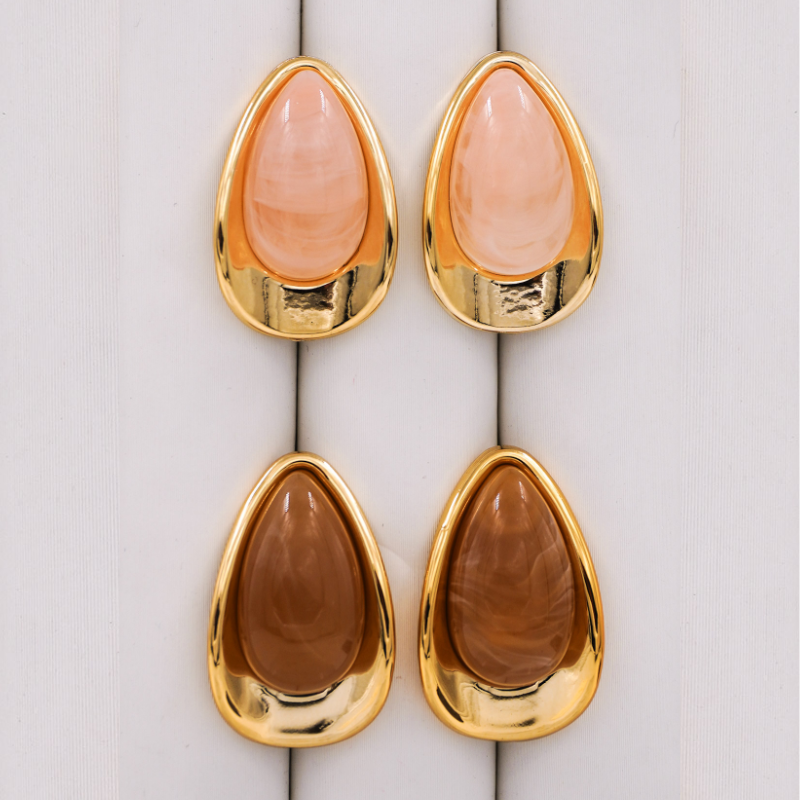 Aretes gota larga en rodio...