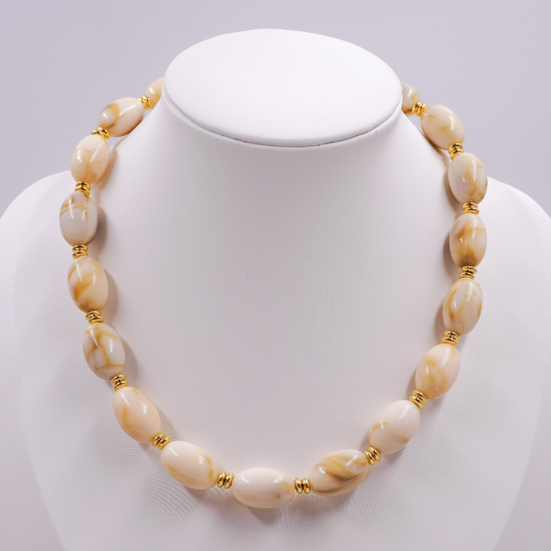 Collar piedras ovaladas...
