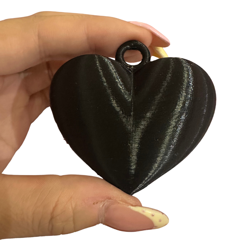 Dije corazón grande negro