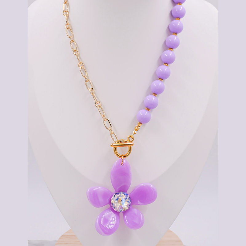 collar bola chicle morado y...