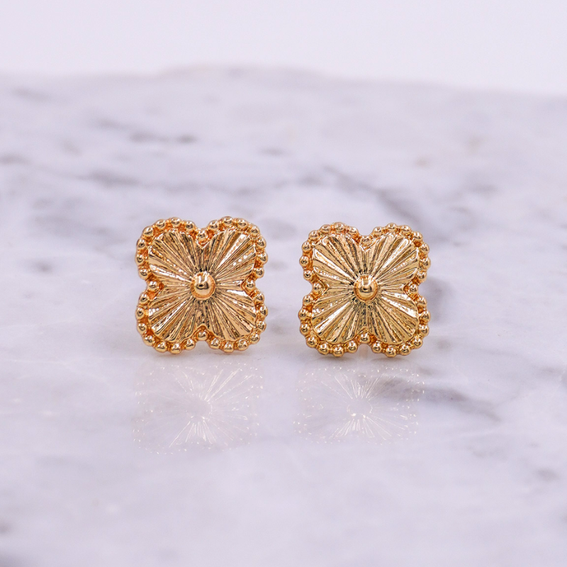 Arete topo flor en rodio x par