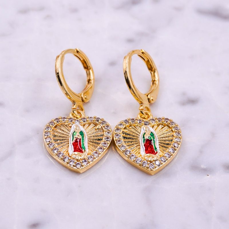 Arete candonga virgen en...