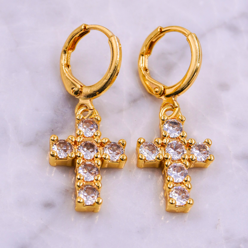 Arete candonga cruz con...