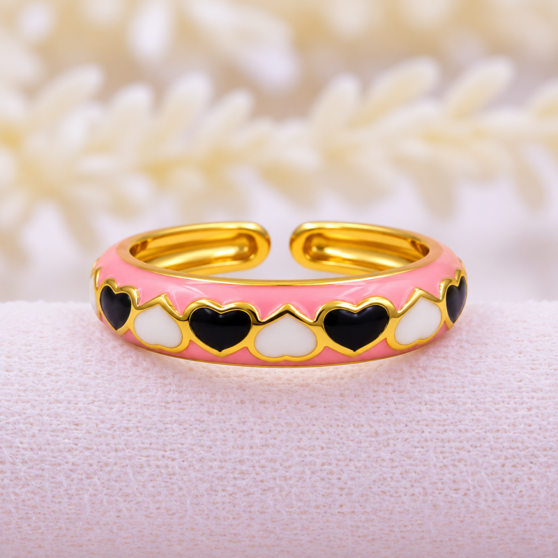 Anillo salmón con corazones