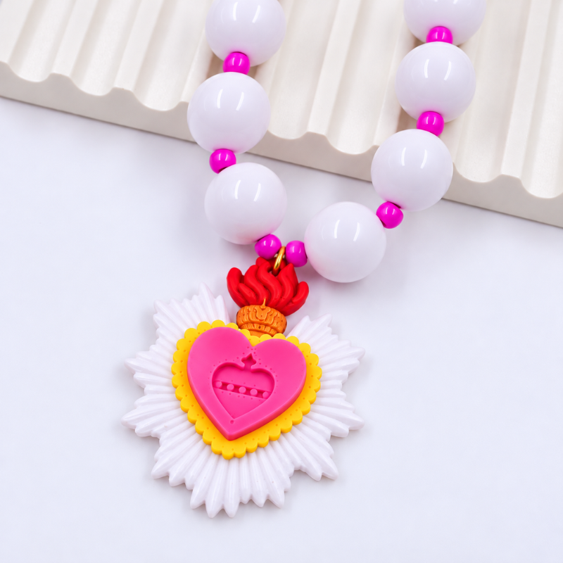 Collar bola chicle blanco...