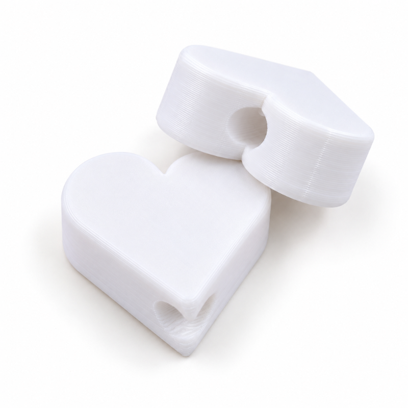 Dije pasador corazón blanco