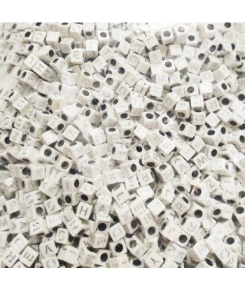 Ensamble de letras cubo...